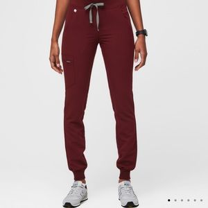 FIGS Zamora™ 2.0 Jogger Scrub Pants | Burgundy XS